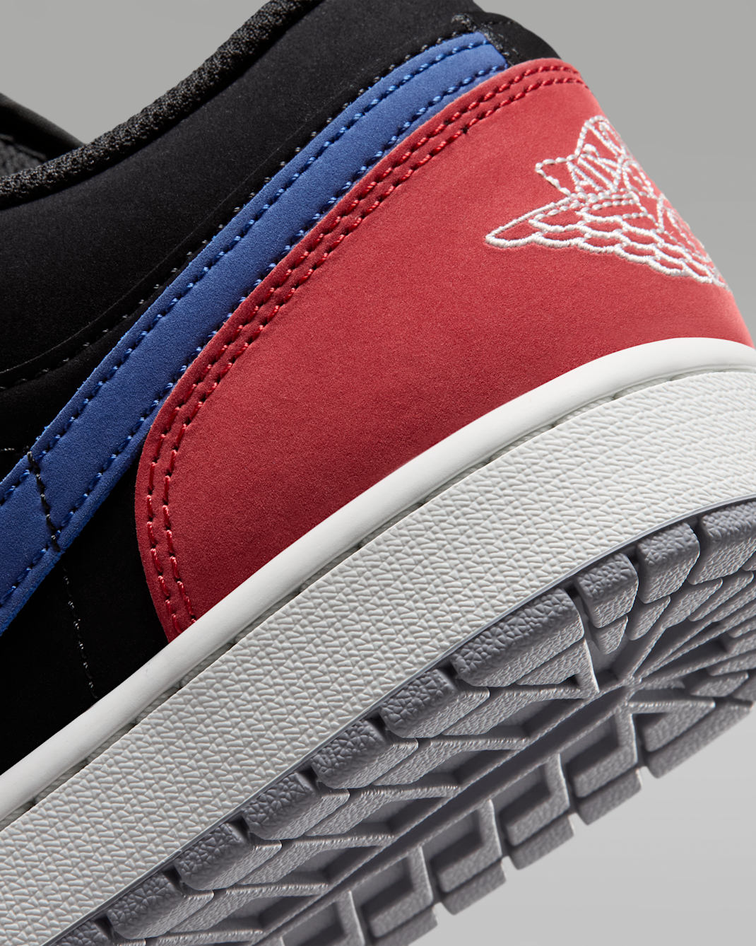 Air Jordan 1 Low Black/True Blue 553558-049