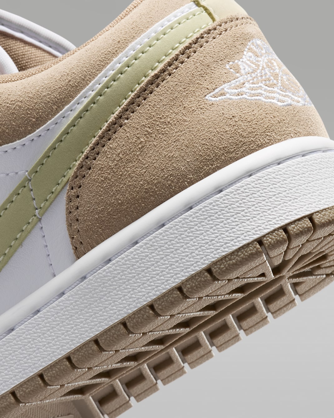 Air Jordan 1 Low Khaki/Olive Aura DC0774-204