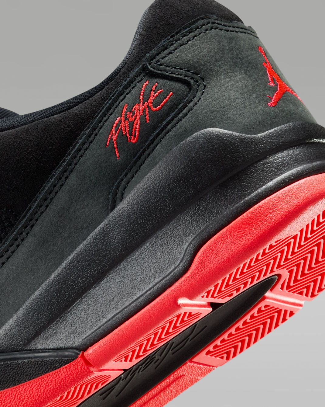 Jordan Flight Court Black/Infrared HF3255-011
