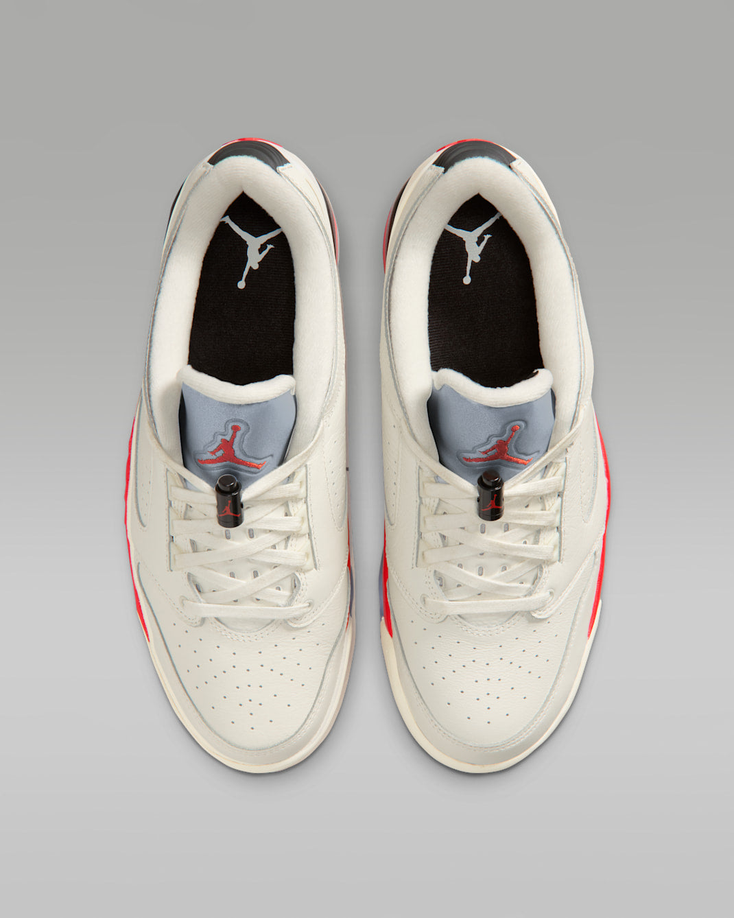 Jordan Sixty Plus Low Sail/Fire Red IH2047-100
