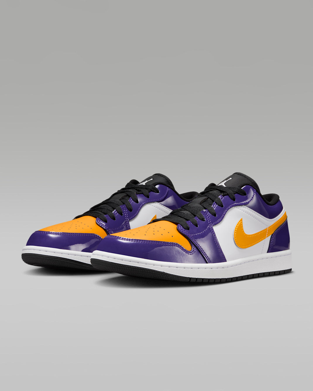Air Jordan 1 Low SE Court Purple IQ9389-547